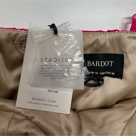 BARDOT Tayla Lace Dress Pink Beetroot New With Tags Size US Small 6 - Picture 6 of 16